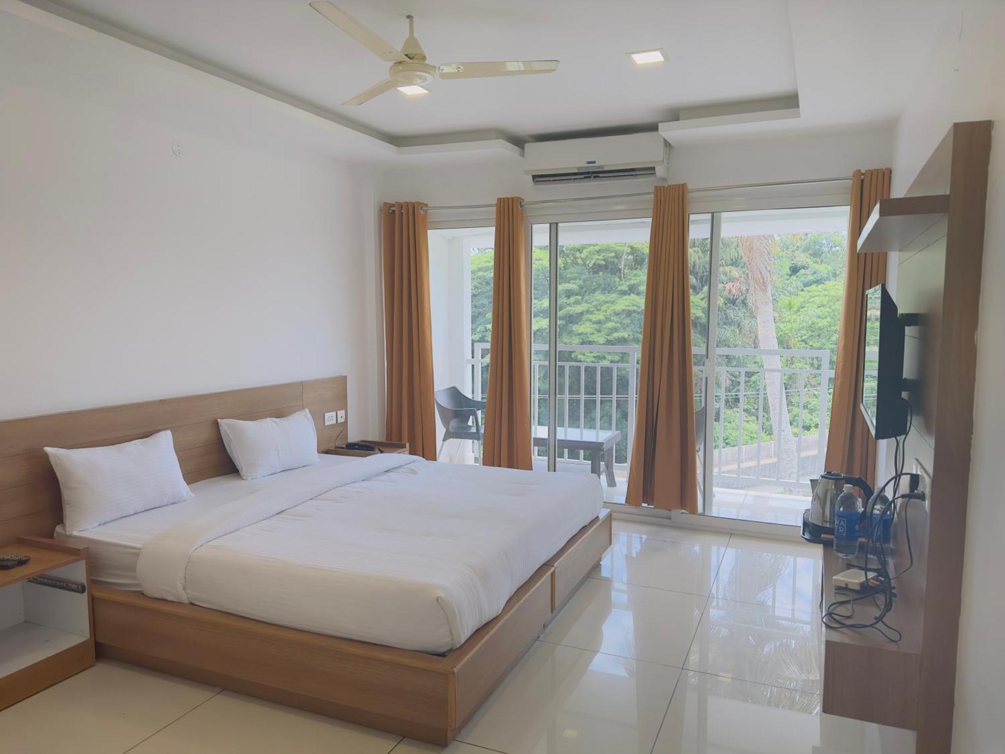 Hotel Lets Stay Kochi Luaran gambar