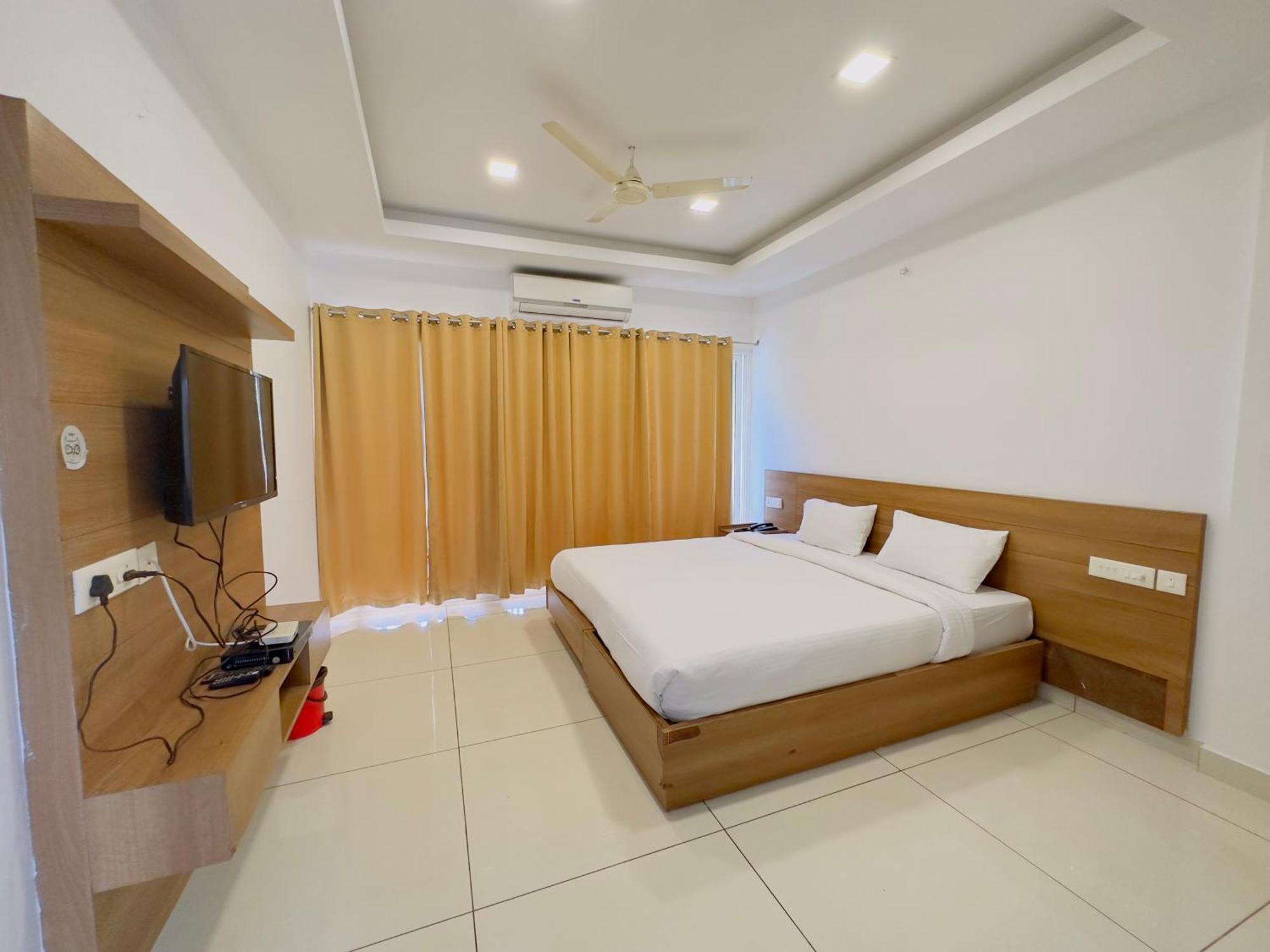 Hotel Lets Stay Kochi Luaran gambar