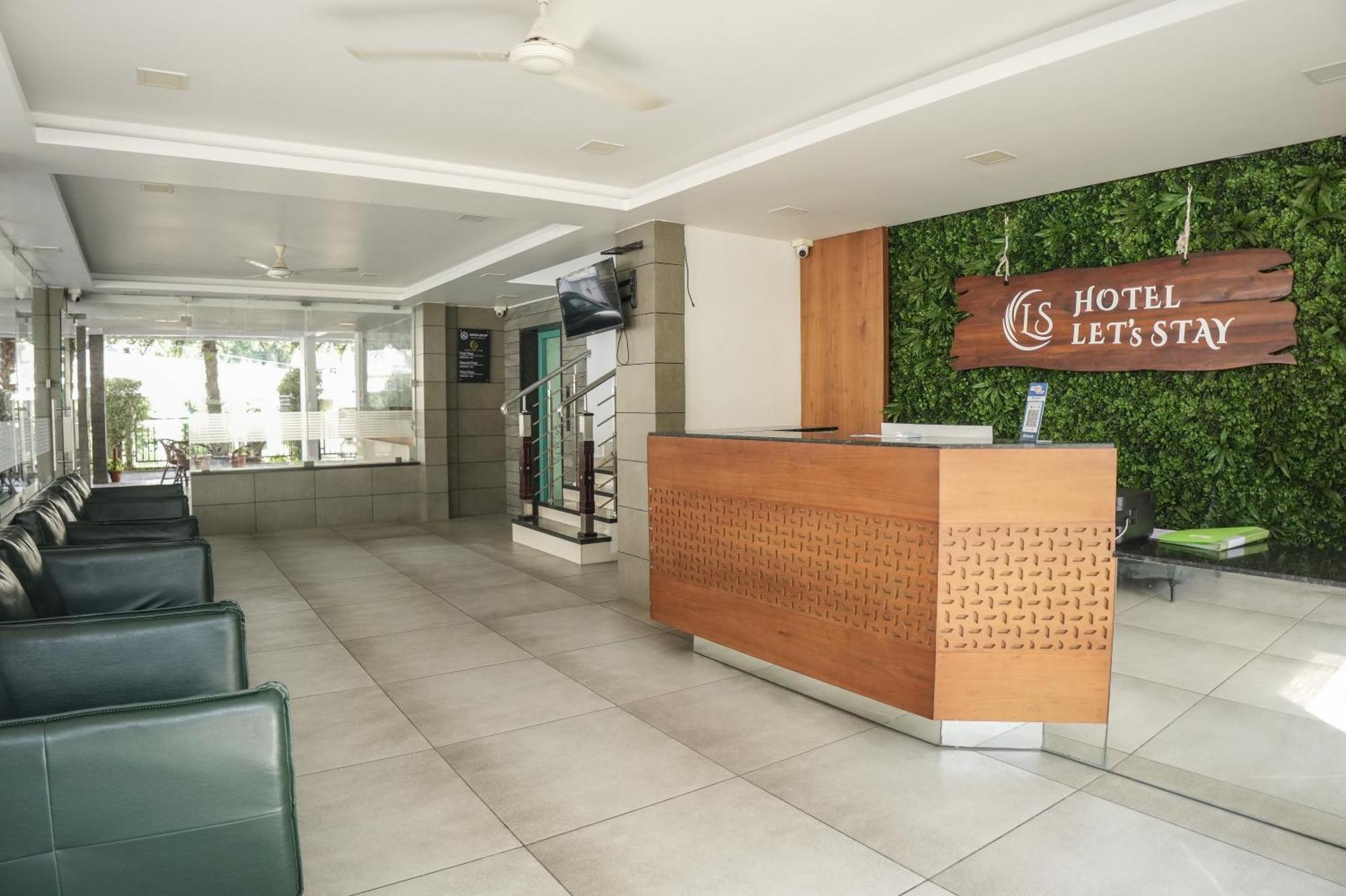 Hotel Lets Stay Kochi Luaran gambar