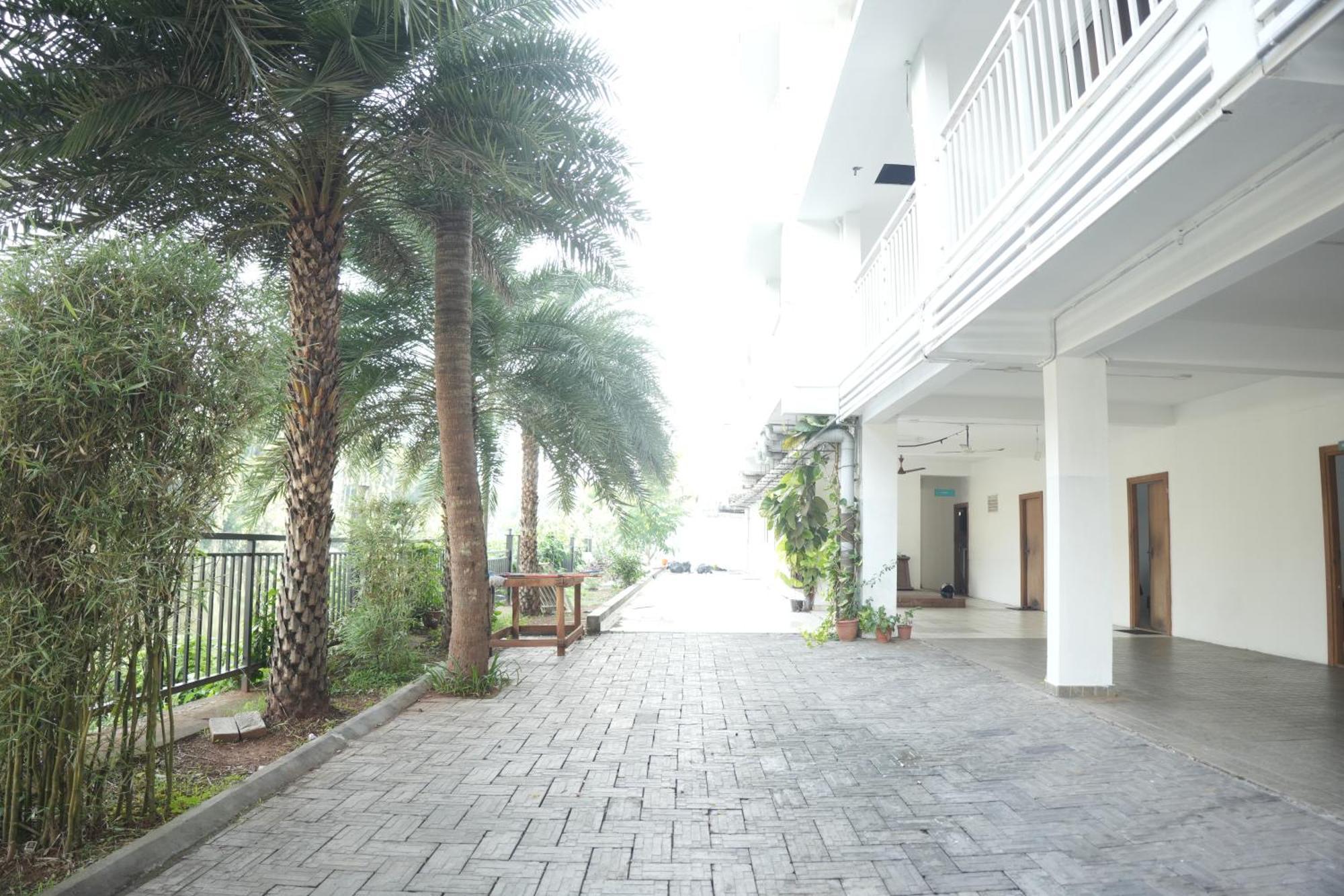 Hotel Lets Stay Kochi Luaran gambar